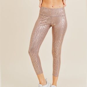 Kimberly‎ C Yoga Pants Women's Size XL Metallic Leopard Print
